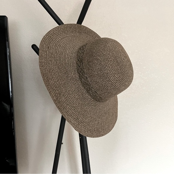 Wide Brim Floppy Hat - Picture 1 of 7
